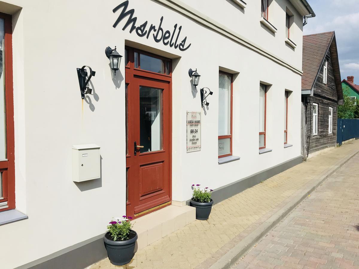 Hôtel Marbella à Ventspils Extérieur photo